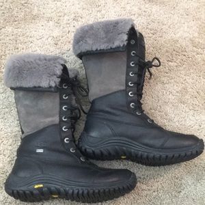 UGG ADIRONDACK III TALL BOOT